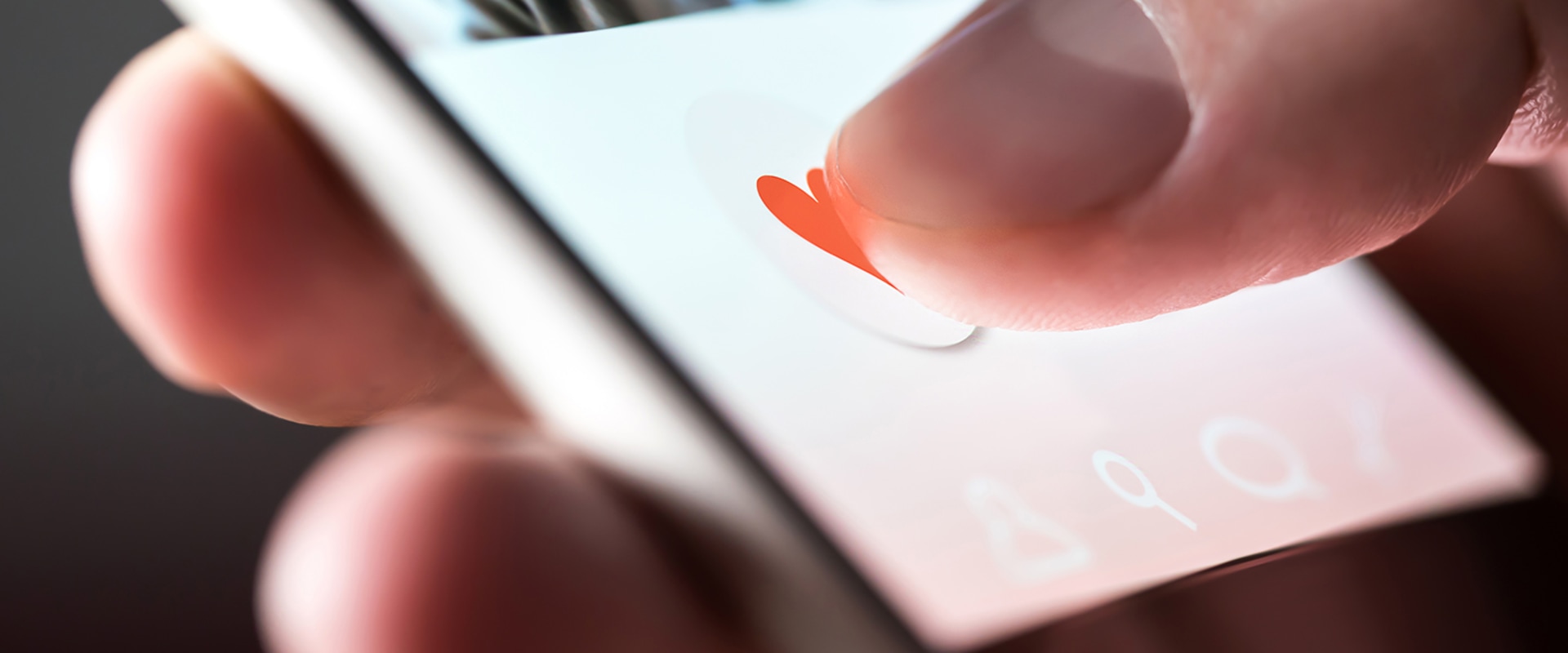 How to Find Love When Dating Apps Don't Work